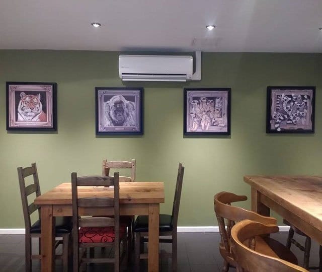 Deli-and-dine-square